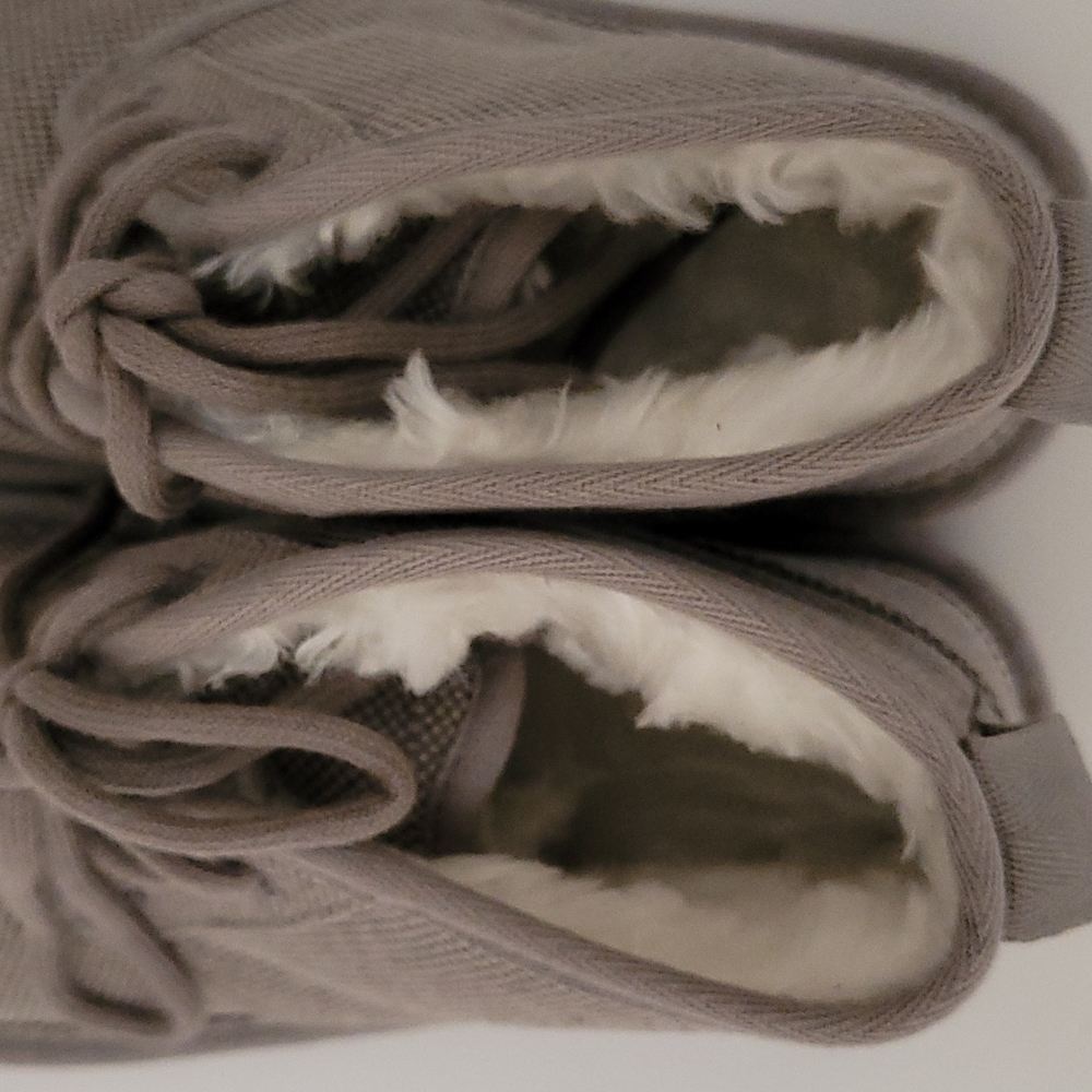 UGG NEUMEL Tencel Gray Ankle Booties - Picture 9 of 16